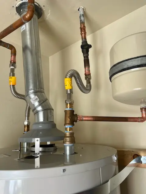Water heater installation and plumbing repair in Severna Forest